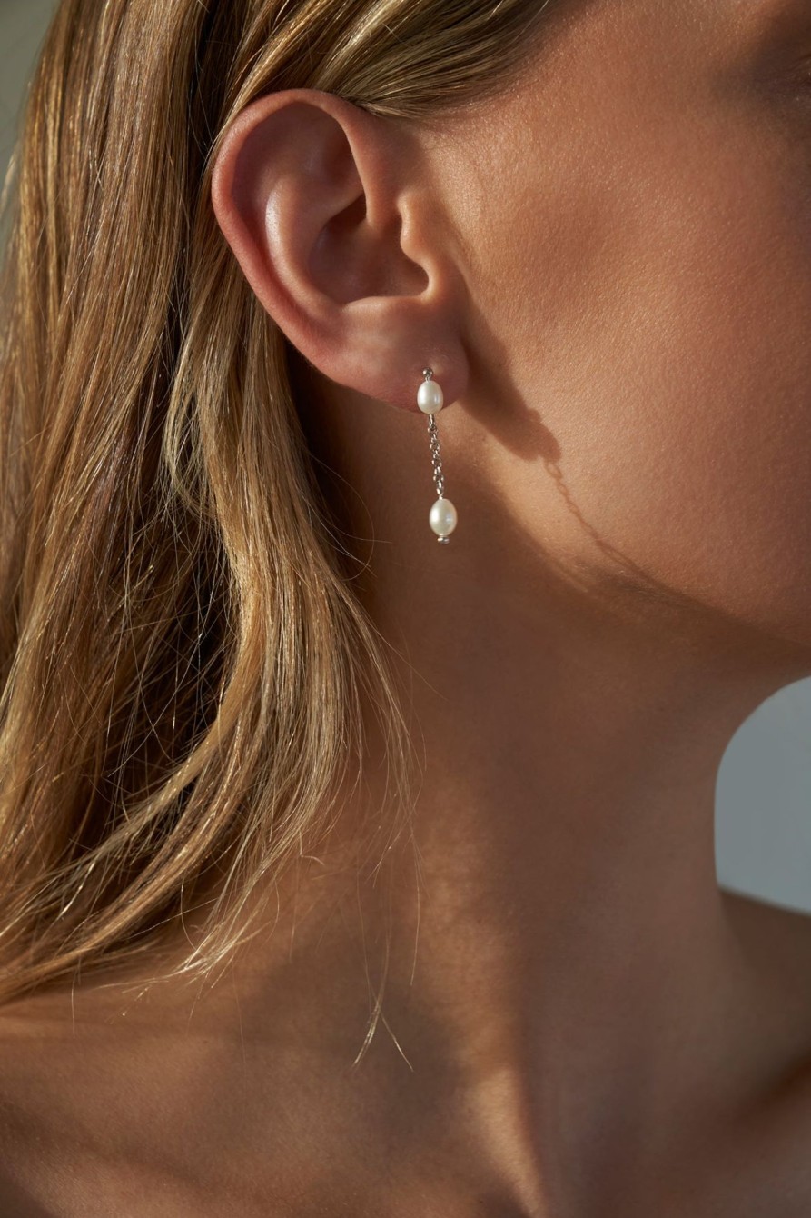 Earrings Lili Claspe | Delilah Pearl Studs