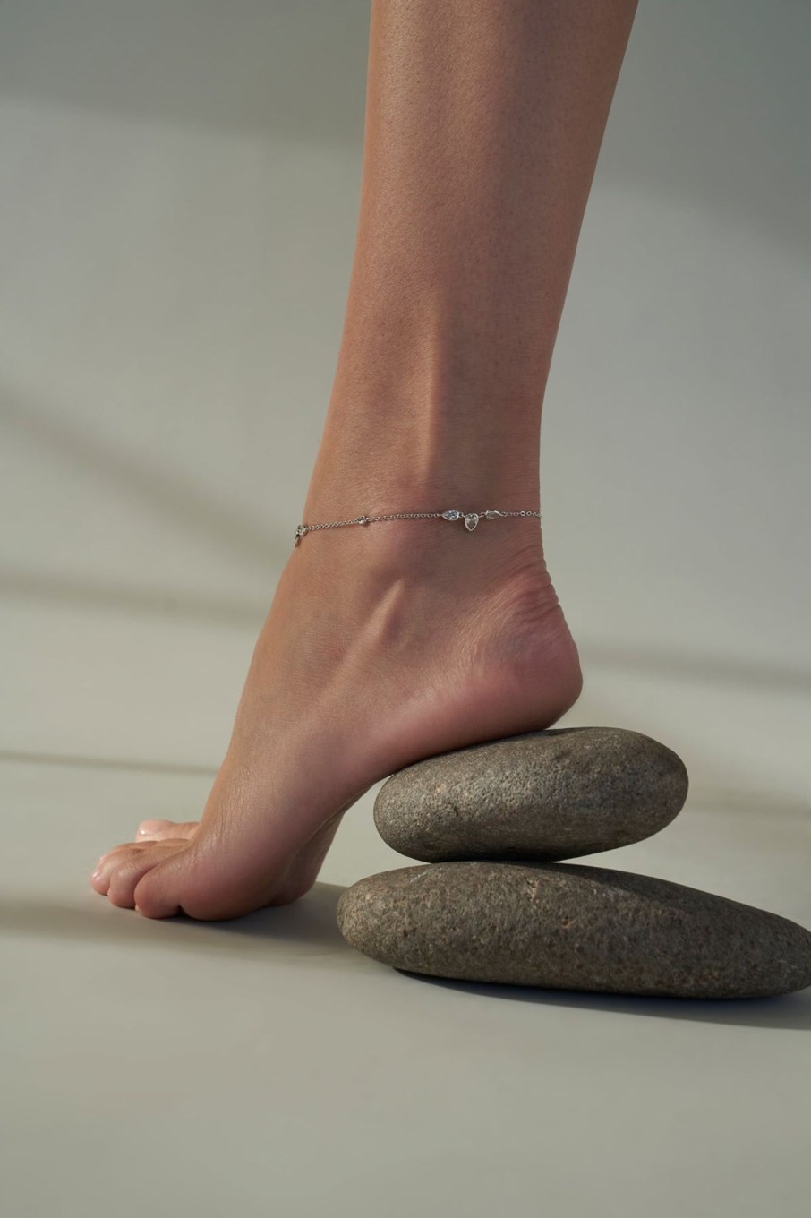 Body Lili Claspe | Aurora Anklet